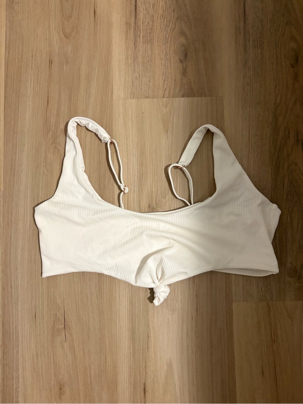 Skinny dip Women’s Cream Ribbed Knot Front Bralette bathing suit top 
Sz large
